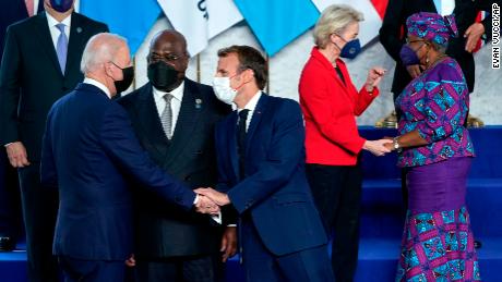 Commente l'absence de hauts dirigeants mondiaux sur le premier G-20 de Biden