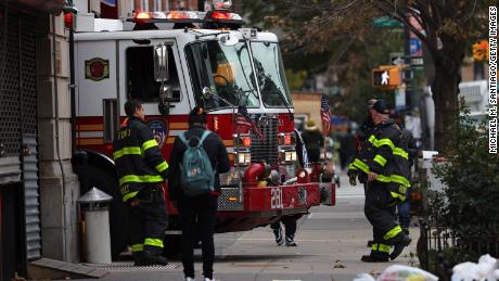 2,300 NYC firefighters report sick as vaccine mandate begins, but mayor says public safety is not disturbed
