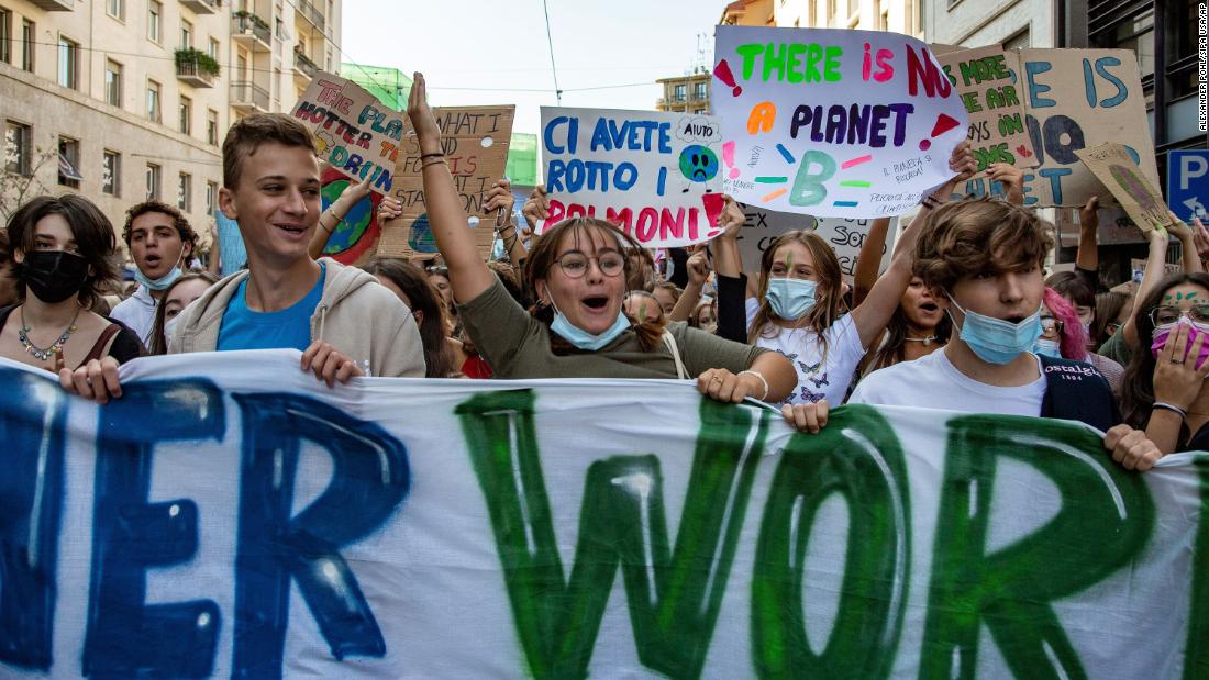 Iklim Generasi: Aktivis muda menantang mereka yang berkuasa