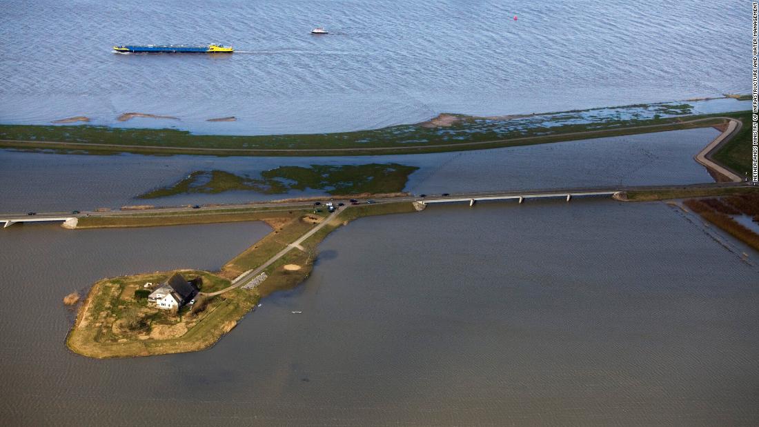 Perubahan iklim: Belanda adalah ahli dalam menjinakkan air.  Krisis mengajari mereka untuk membiarkannya membanjiri