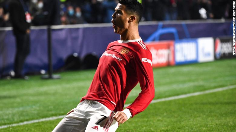 Late Cristiano Ronaldo goal salvages dramatic point for Manchester United in Champions League