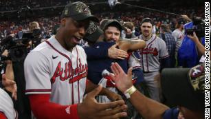 Greg Maddux, Braves legends react to first World Series win since 1995