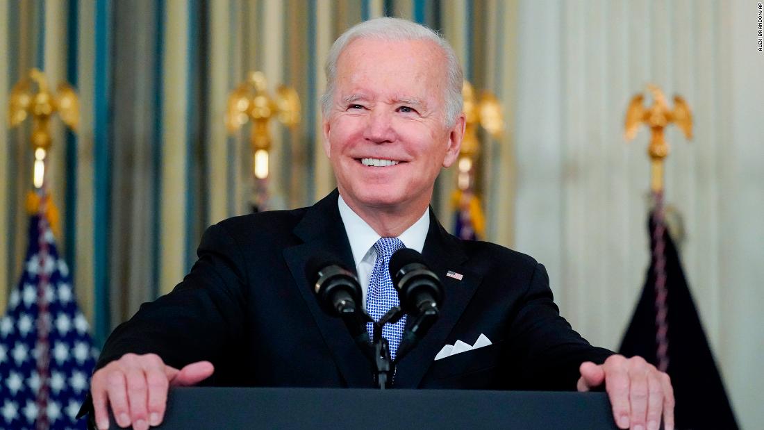 Biden to serve justice for Peanut Butter and Jelly alongside a cornucopia of jokes at annual turkey pardon – CNN