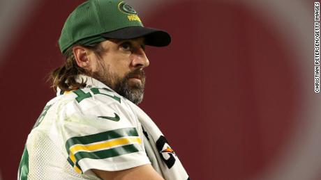 Scientists react to Aaron Rodgers&#39; comments on Covid-19 vaccine and treatments