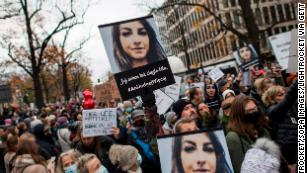 Death of pregnant woman ignites debate about abortion ban in Poland