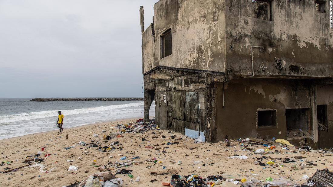 While countries wrangle over who should pay for the climate crisis, a community on Lagos Island is being swallowed by the sea