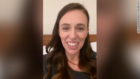 &#39;You&#39;re meant to be in bed!&#39; -- Jacinda Ardern&#39;s toddler interrupts Facebook livestream 