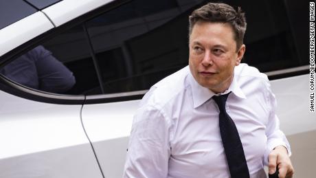 Elon Musk just sold $5 billion worth of Tesla stock
