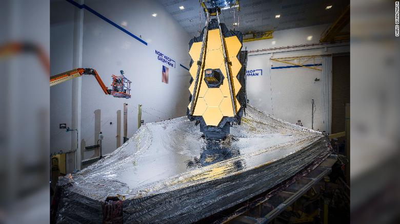 This is what the Webb telescope&#39;s sunshield looks like once it&#39;s fully deployed. Teams tested this difficult process on Earth a year before it launched.