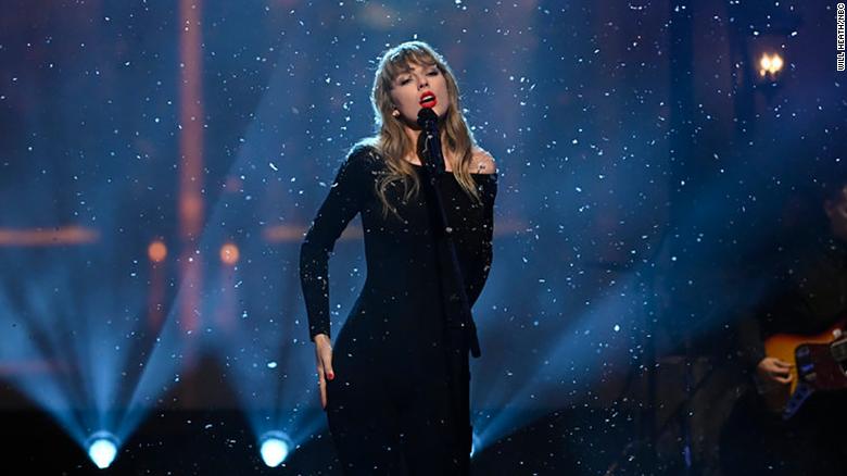 Swift performed her 10-minute ballad &quot;All Too Well&quot; on &quot;SNL&quot; on Saturday. 