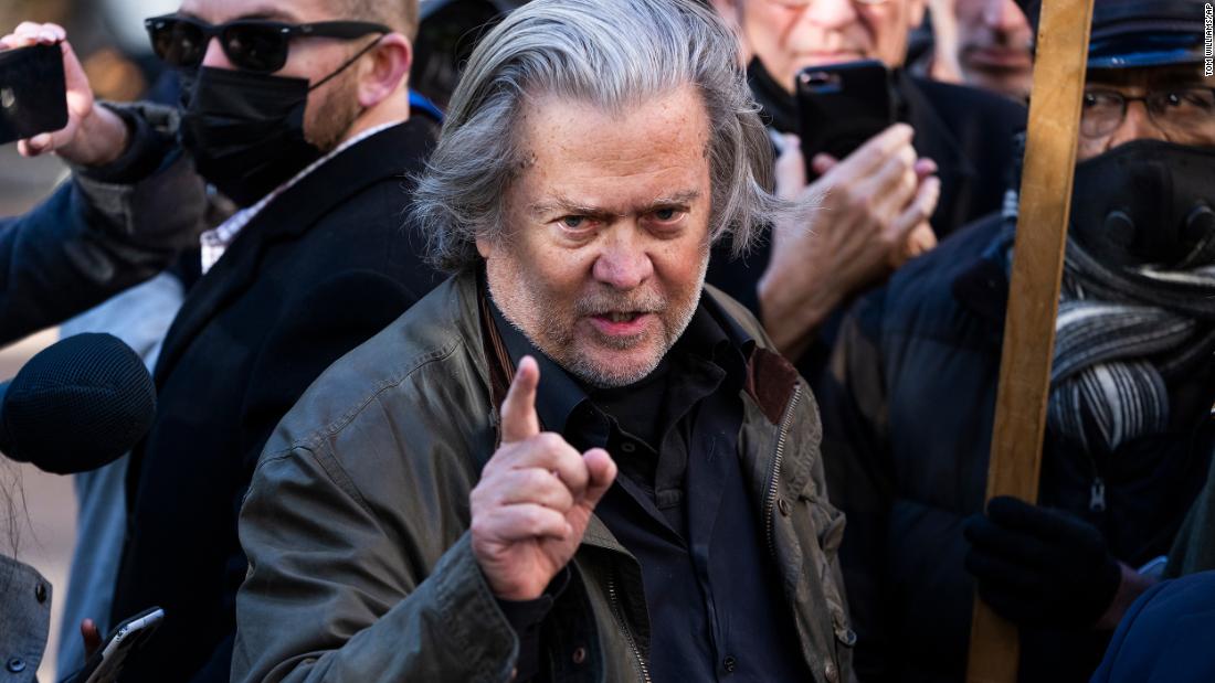 Bannon's circus undercuts January 6 probe's hardline legal strategy