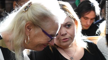 Kyle Rittenhouse's mother Wendy Rittenhouse (R) talks with defense attorney Jo-Ellan Dimitrius before concluding arguments during Rittenhouse's trial on November 15, 2021 in Kenosha, Wisconsin