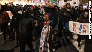 Rittenhouse protesters shut down the Brooklyn Bridge. Portland demonstrators force open jail