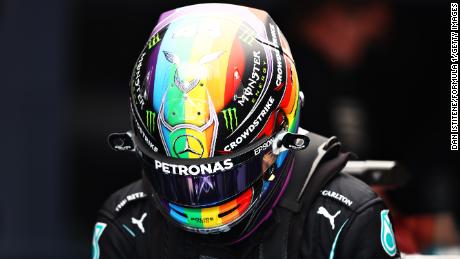 Lewis Hamilton elogiado por defender los derechos LGBTI durante el Gran Premio de F1 de Qatar