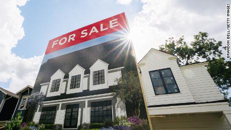 De huizenmarkt heeft dit jaar een wilde rit gemaakt.  Dit is wat je kunt verwachten in 2022