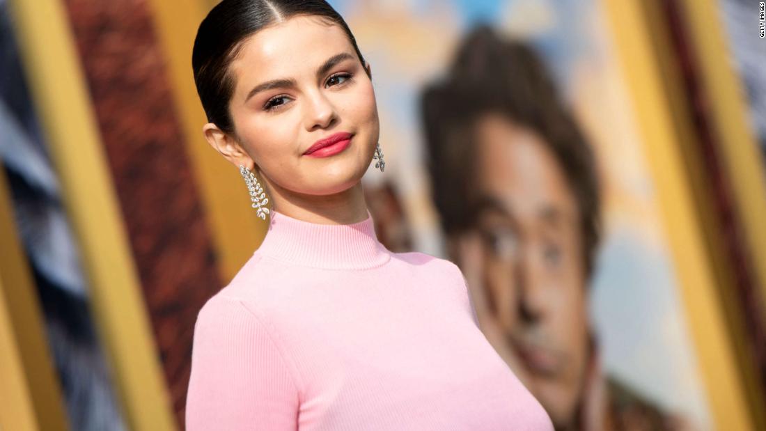Selena Gomez says she's stayed off the internet for more than four years and it's helped her mental health