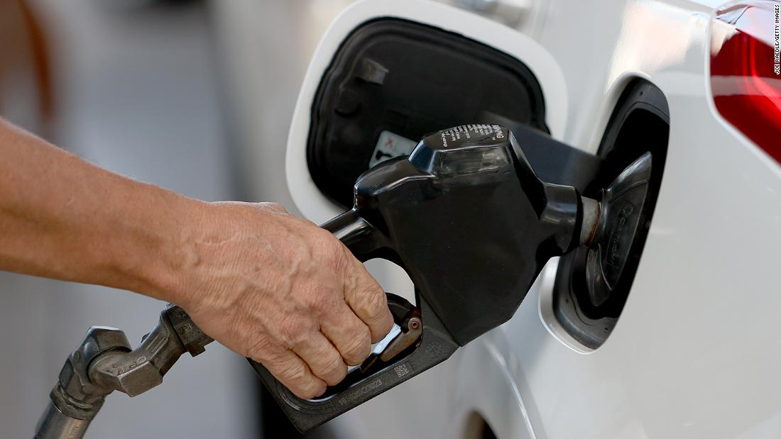 Gas prices will tumble below $3 a gallon soon government forecasts – CNN