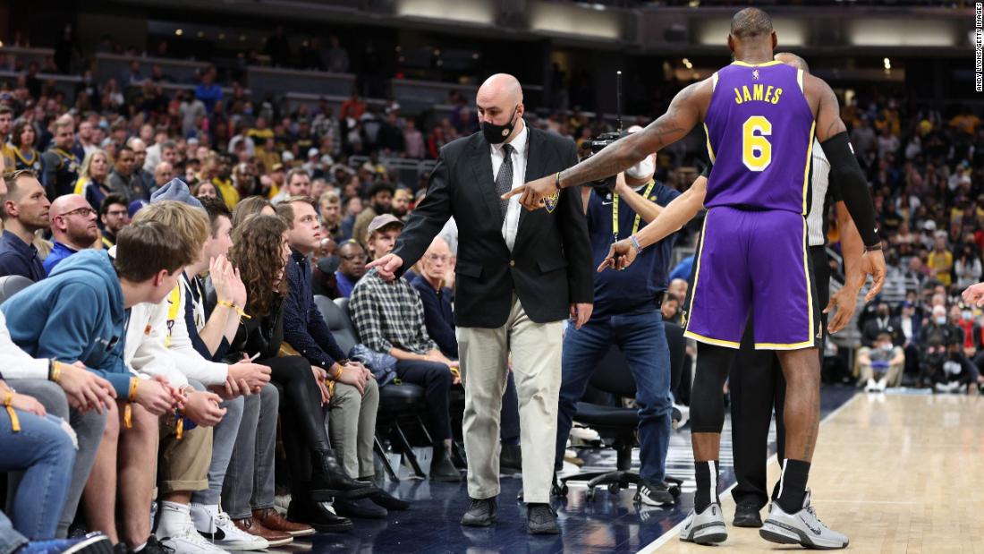 Lakers Overcome the Absence of LeBron James to Beat Kings 117-92 – NBC Los  Angeles