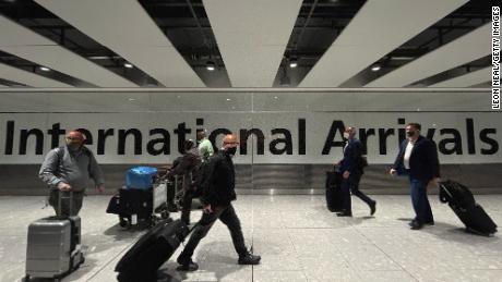 Travel doors slam shut shut if new Covid variant strands hundreds of passengers