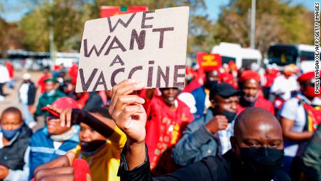 Вчені стверджують, що нерівність у вакцинах і частоті збільшує ймовірність використання Омікрона
