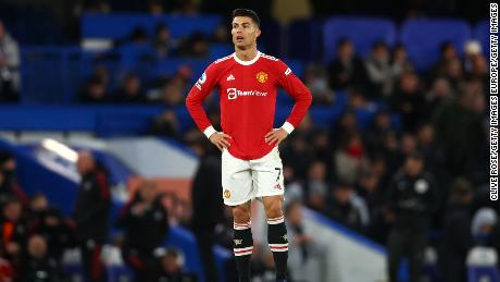 Cristiano Ronaldo started on the bench for Manchester United&#39;s match against Chelsea, kicking off a fiery debate amongst British pundits.