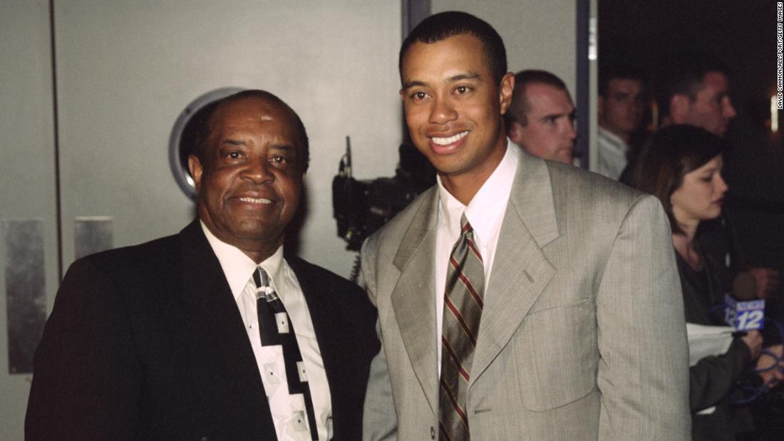 Elder poses with Tiger Woods at the 2000 Masters. &quot;Lee Elder meant a lot to me because he was the first,&quot; Woods said after winning his first Masters. &quot;He was the one that I looked up to. And because of what he did, I was able to play here, which was my dream.&quot;