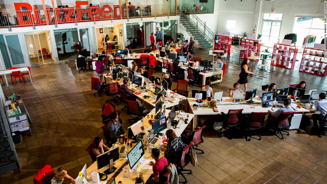 BuzzFeed is voting to go public, but many of its employees have just left