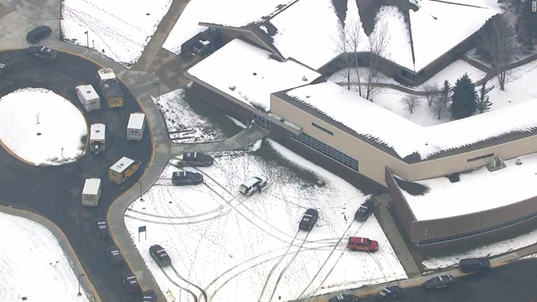 3 dead, 8 injured in shooting at Michigan high school, undersheriff says