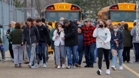 During a Michigan high school shooting, students grabbed scissors in self-defense and fled out the window, killing 3 people and injuring 8 others.