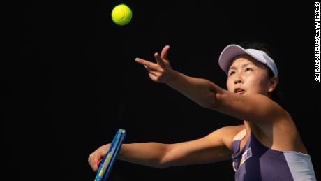 Peng Shuai serves Hibino Nao in their women's singles first round match at the Australian Open in 2020.