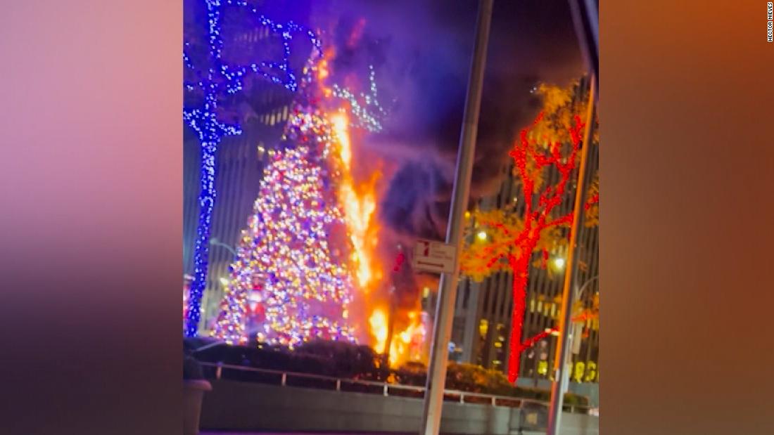 Fox 10 Christmas Tree Cutting Permit 2022 Christmas Tree Outside Fox News Hq Engulfed In Flames - Cnn Video