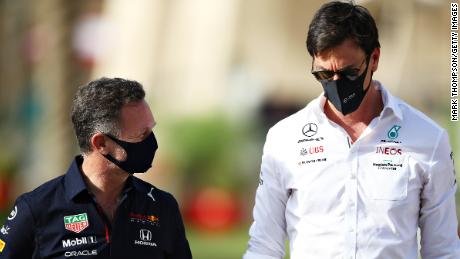 Christian Horner e Toto Wolff parlano in pista in vista del Gran Premio del Bahrain.