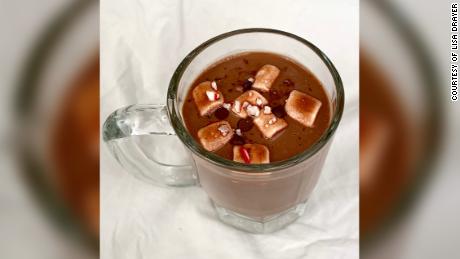 Peppermint hot chocolate can help soothe digestive problems.