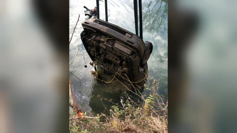 YouTuber discovers submerged car of teens who disappeared 21 years ago