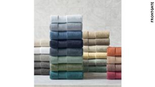 https://cdn.cnn.com/cnnnext/dam/assets/211213094823-frontgate-bed-bath-essentials-resort-cotton-bath-towels-medium-plus-169.jpg