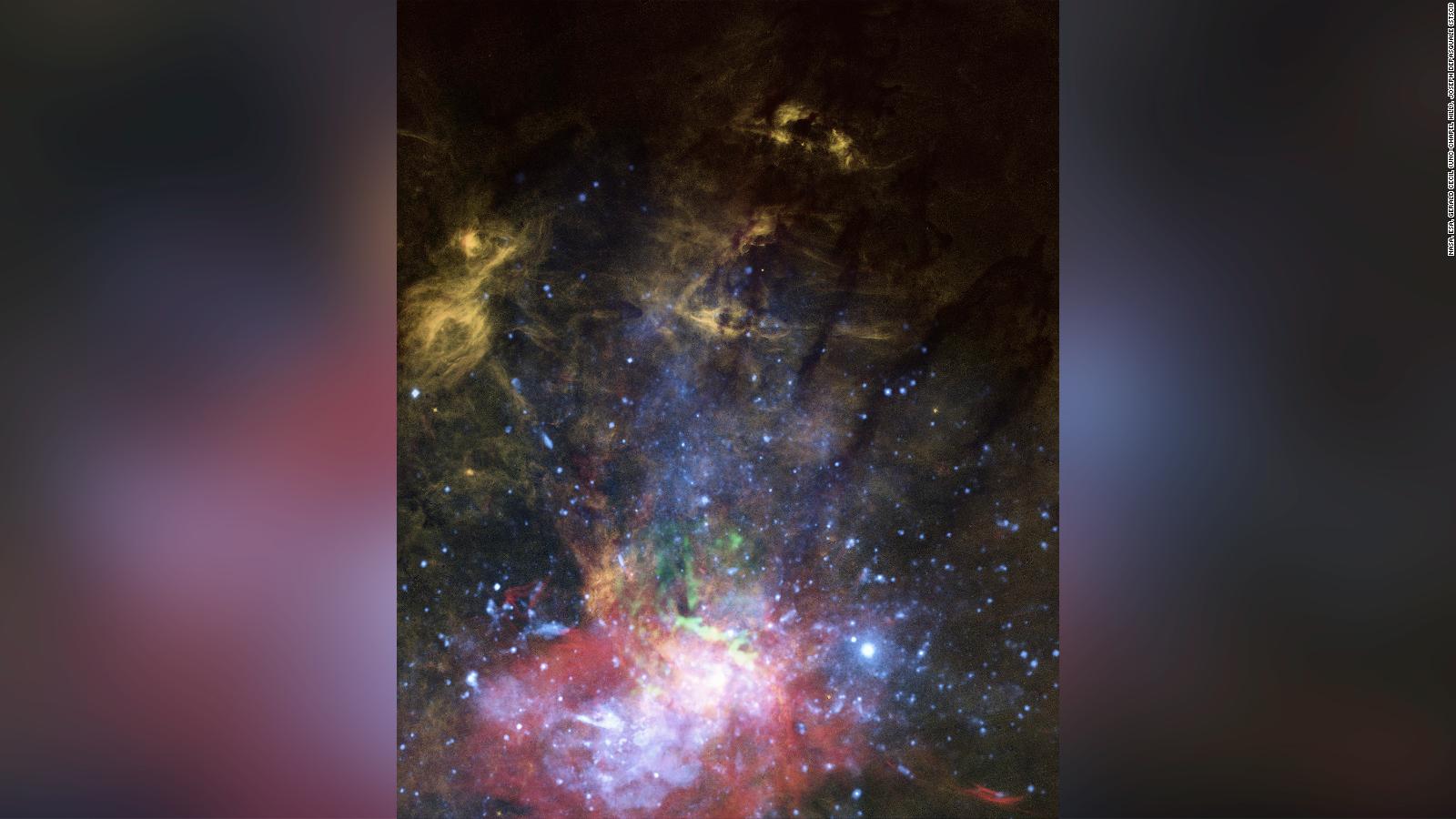 Hubble Descubre Un Agujero Negro Que Alimenta El Nacimiento De Una Estrella