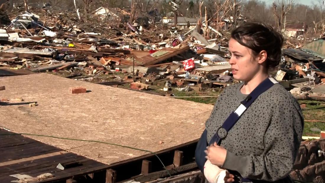 Kentucky tornadoes: In one town, many survivors are left with just the ...