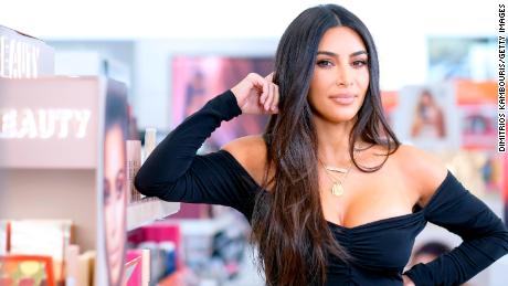 Kim Kardashian es la opción legal en el cuarto intento de 'Baby Bar' de California