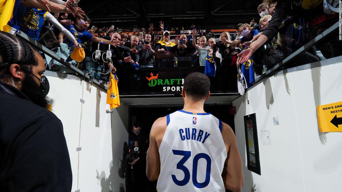 WATCH: Steph Curry's 2015 championship journey in 10 minutes 