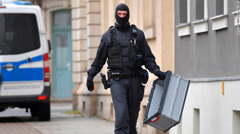 German police conduct raids in Saxony over ‘anti-vaxxer murder plot’