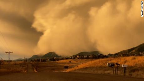 An image from a video by David Roche showing the storm hitting Boulder, Colorado.