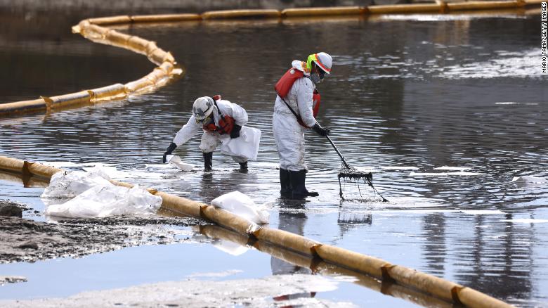 3 companies charged with negligence in Southern California oil spill