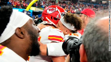 Kelce celebrates with Mahomes after connecting for the game-winning touchdown against the Chargers.