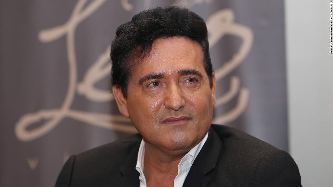 Carlos Marín, penyanyi Il Divo, meninggal pada usia 53 tahun