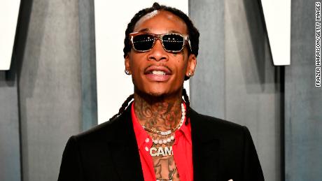  Wiz Khalifa is calling for peace in  the entertainement industry.