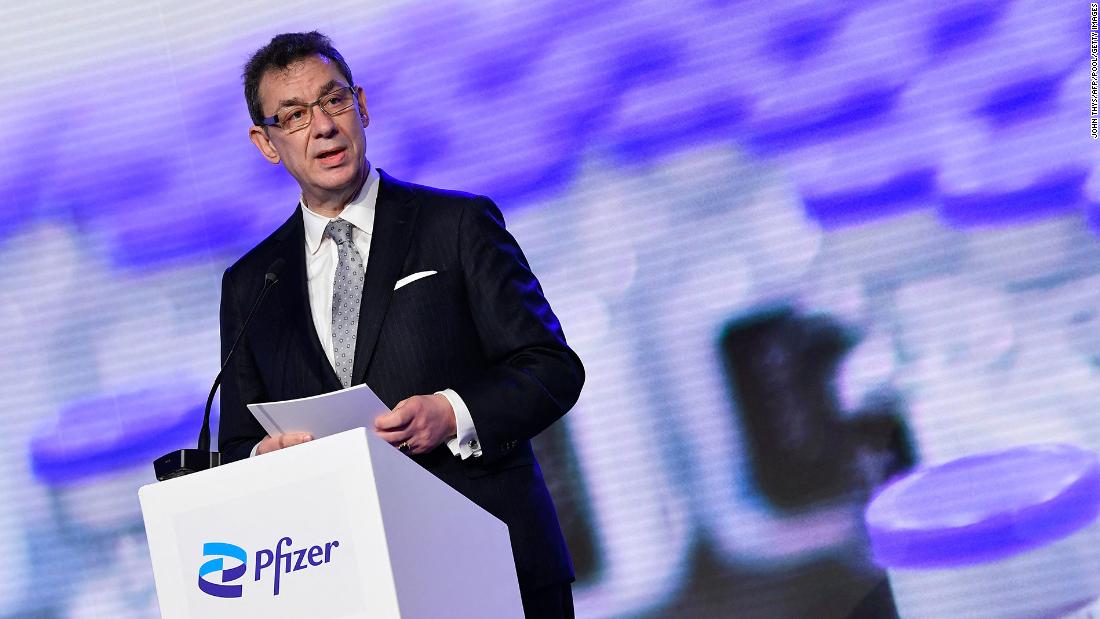 You are currently viewing Pfizer CEO Albert Bourla tests positive for Covid-19 and is experiencing ‘very mild symptoms’ – CNN