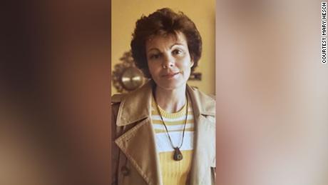 Mary Hesh's mother died twenty-five years ago of pulmonary fibrosis.  