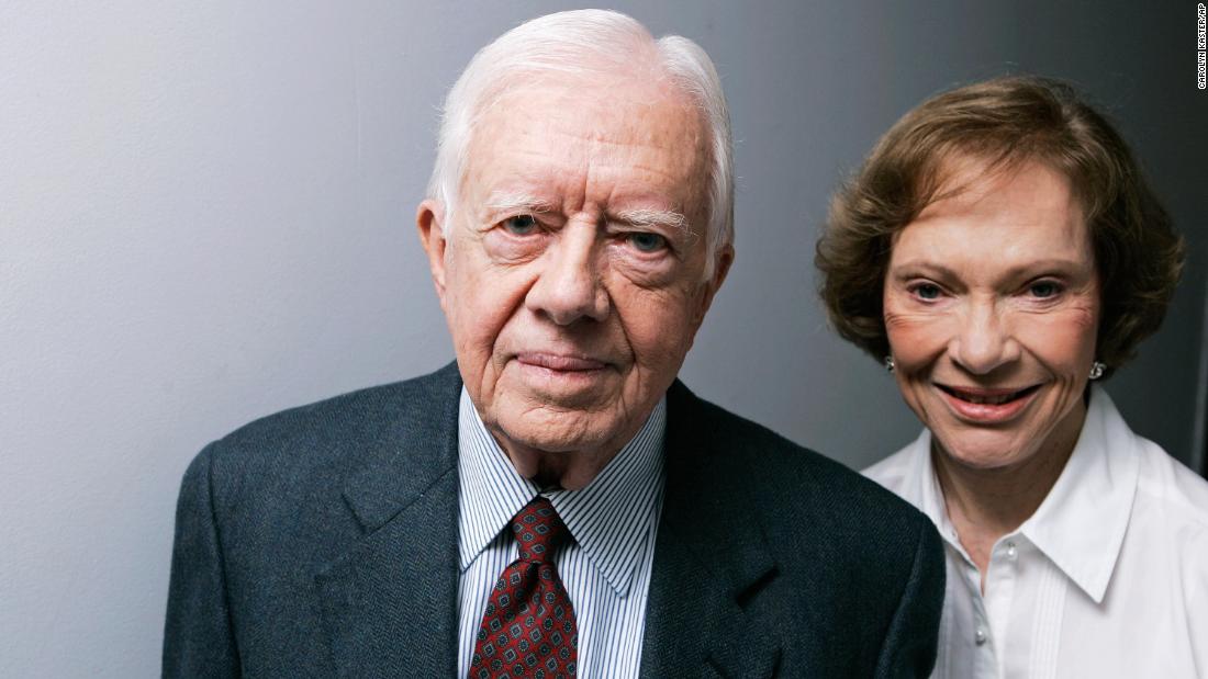 The Carters pose for a portrait during the Toronto International Film Festival in 2007.