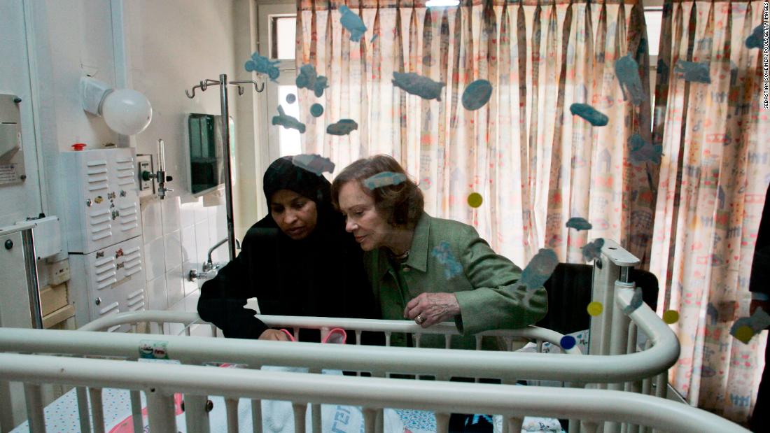 Rosalynn visits a hospital in Ashkelon, Israel, in 2008.