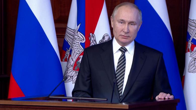 Putin blames West for tensions amid fears of Russian invasion of Ukraine